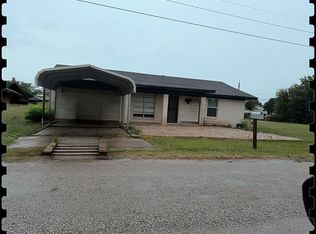 1112 10th St, Palacios, TX 77465