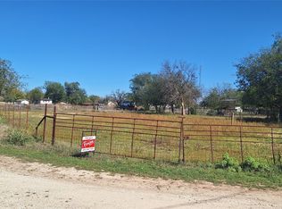 210 W Elm St, Gustine, TX 76455