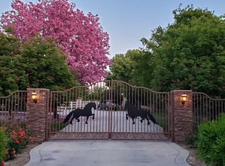 8950 Victoria Ave, Riverside, CA 92503