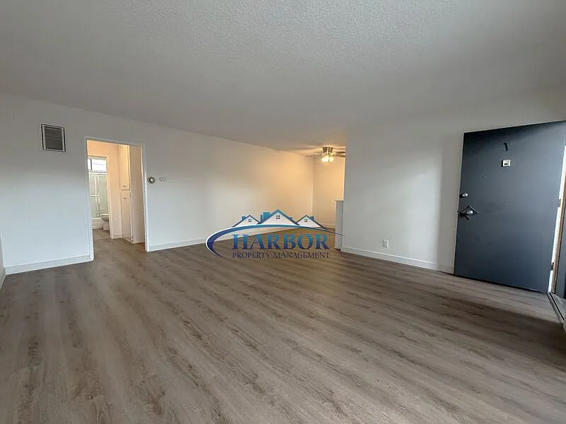 2 bed, 1.5 bath, $2,395 — Photo 4