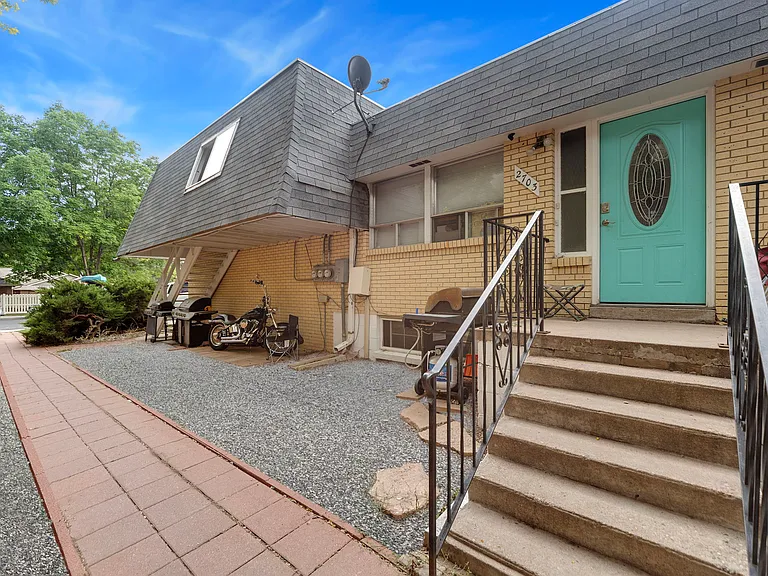2703 Stanford Rd #B — Photo 9