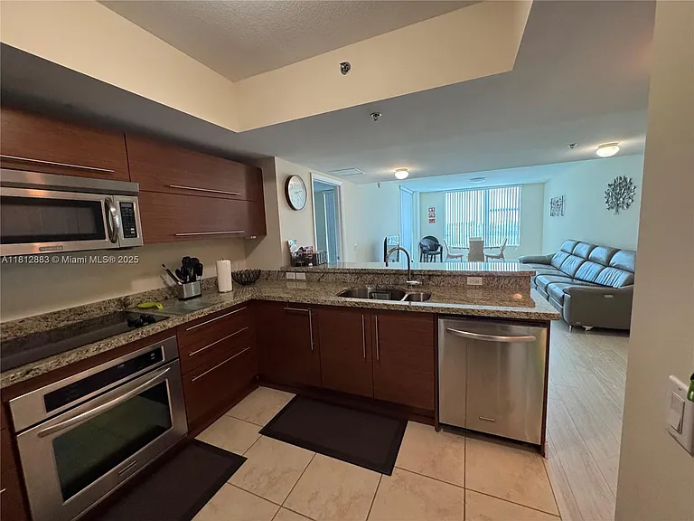 2641 N Flamingo Rd #1001N — Photo 78
