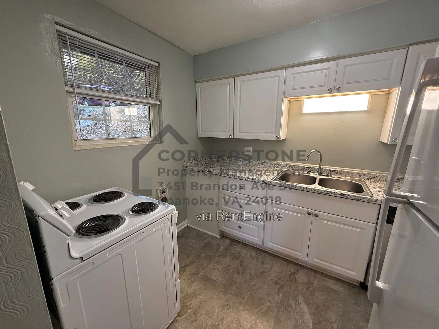 3 bed, 1.5 bath, 914 sqft, $1,025 — Photo 2