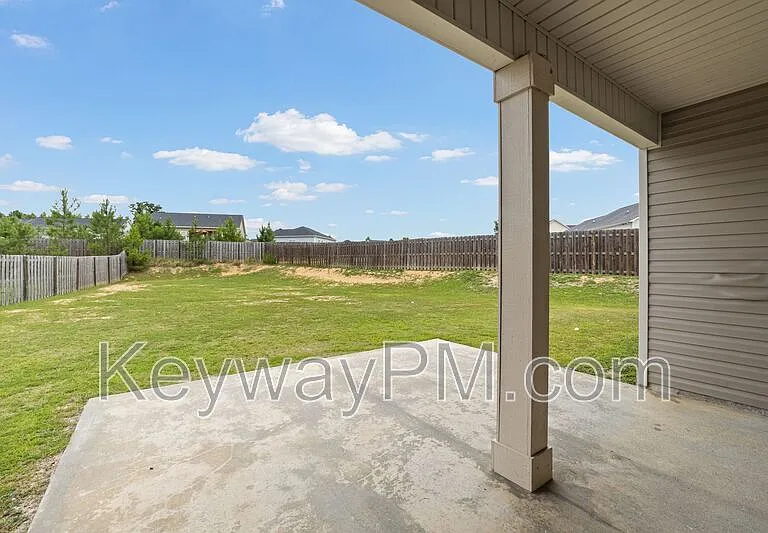 335 Koweta Way — Photo 23