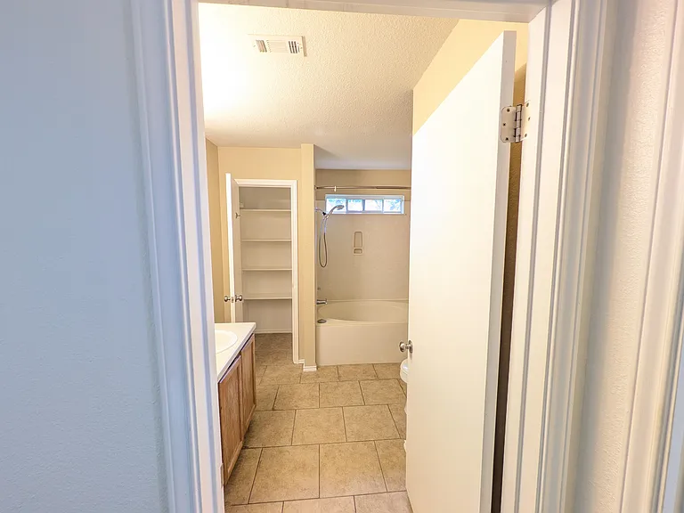 133 Carolyns Way — Photo 9