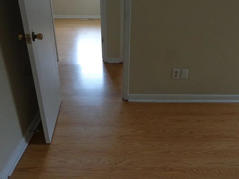 1510 Meeks Rd — Photo 16