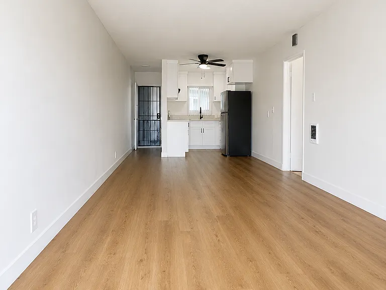 347 E. Plymouth Inglewood, CA 90302 — Photo 4