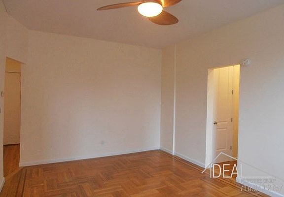 2nd image of 961 Washington Ave APT 4J