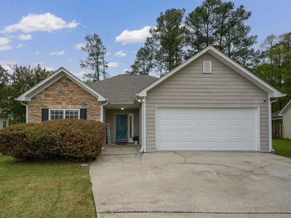 633 Meriweather Dr, Calera, AL 35040
