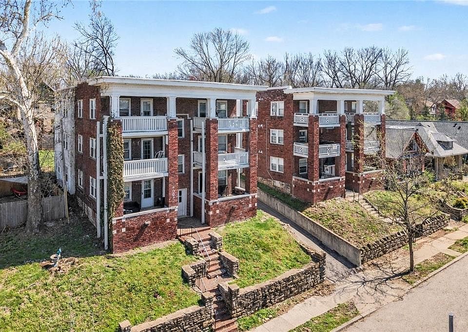 1st image of 4009-4015 Charlotte St