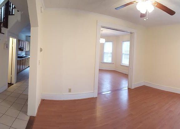 View from front door/Living rm