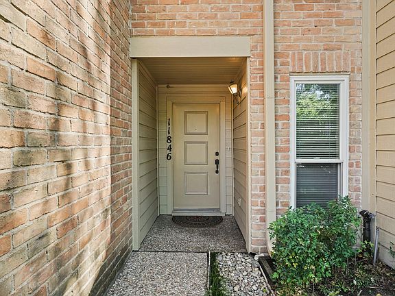 2nd image of 11846 Barryknoll Ln #5