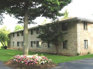 Royal Apartments, Le Roy, NY 14482