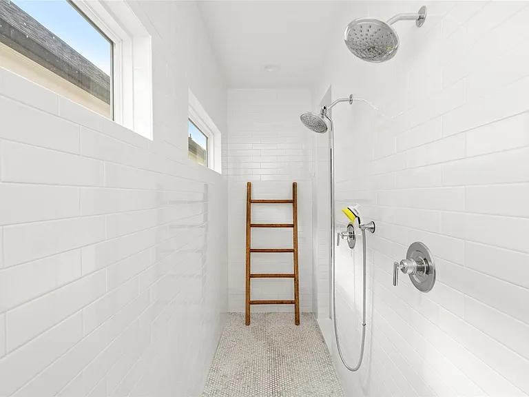 804 Aurora St — Photo 16