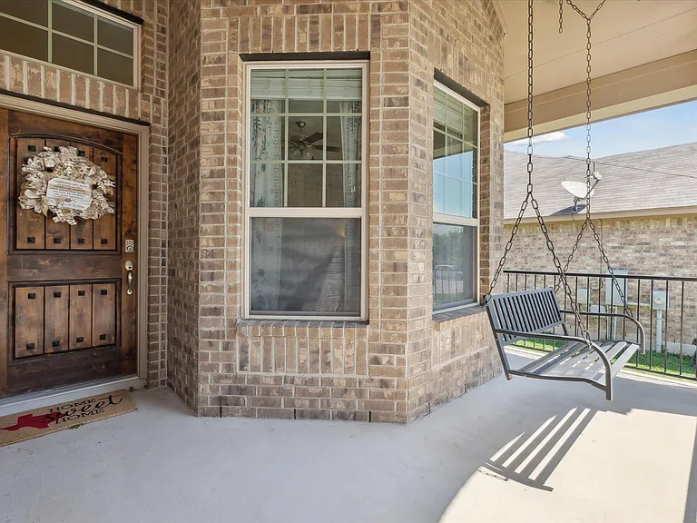 1614 Sun Canyon Blvd — Photo 3