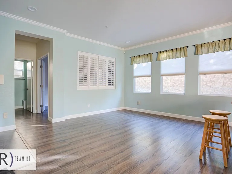 15984 Paul Ct — Photo 16