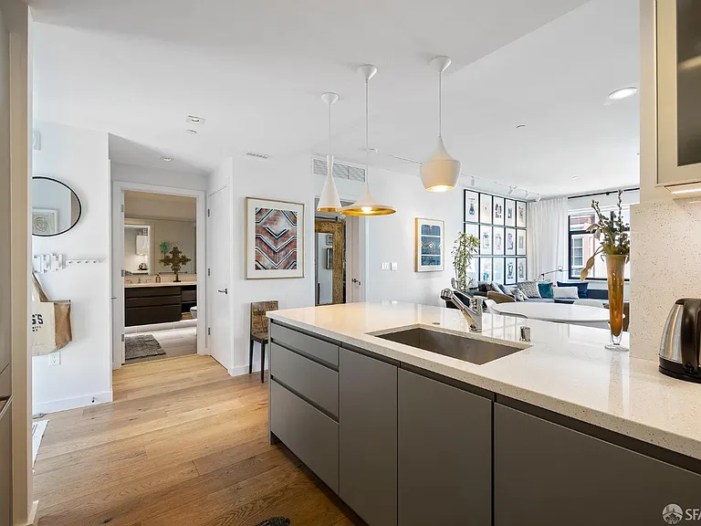 580 Hayes St #407-L — Photo 3