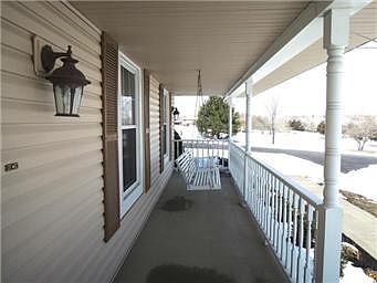 5th image of 5738 N 123rd St