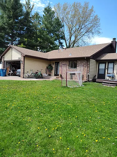 2463 Buffalo St Photo 1
