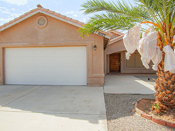 2nd image of 10373 E 37th Pl