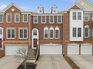 42906 Bittner Sq, Ashburn, VA 20148