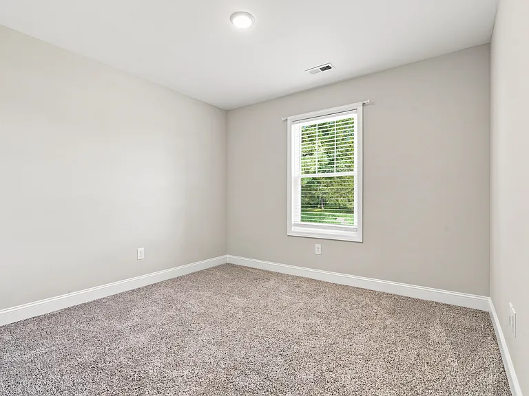 6415 Flo Dr NW — Photo 8