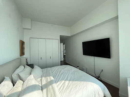 Rented by Corcoran | media 30