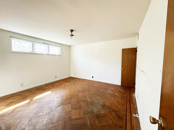 251 Amherst Street image 4 of 22