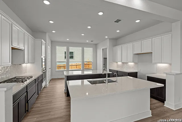 413 Hinsdale Run — Photo 3
