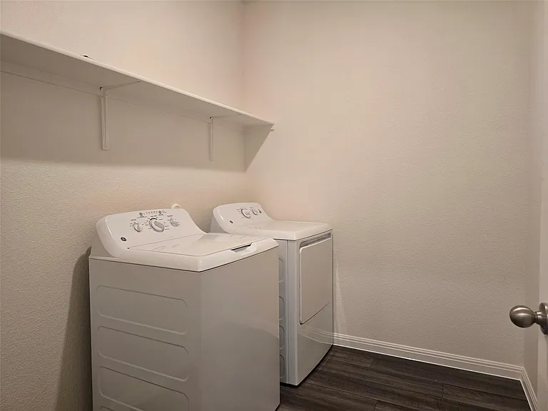 624 Wesley Miller Ln — Photo 10