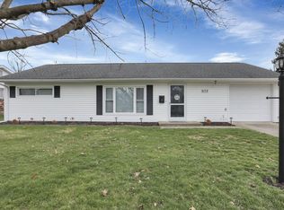 652 Karen Pkwy, Newark, OH 43055