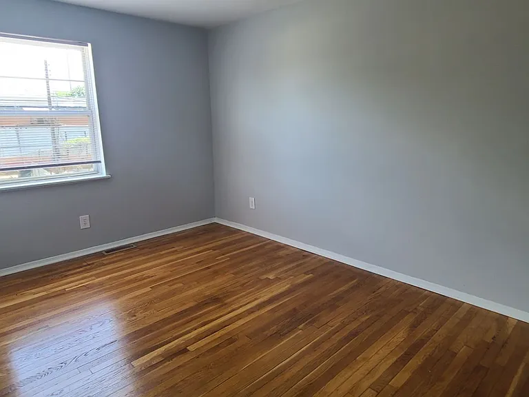 2908 Apartments — Photo 12