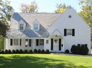 7 Fairway Dr, White Plains, NY 10605