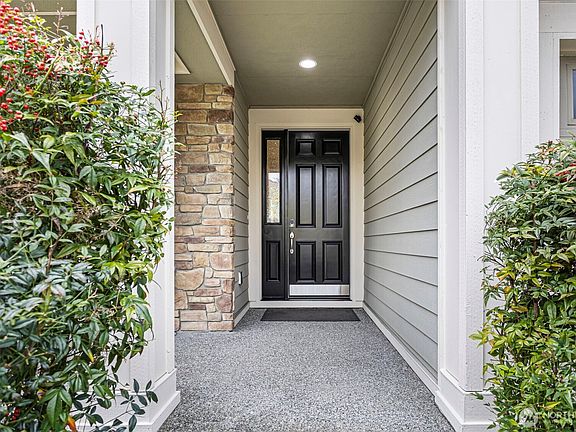 4th image of 21614 36th Drive SE