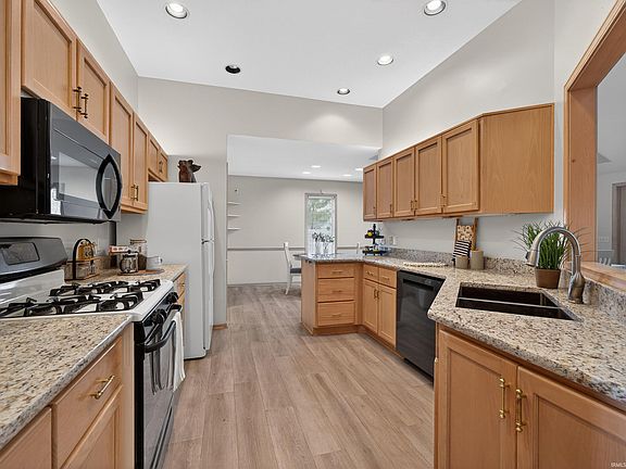 5th image of 5334 Sable Ln