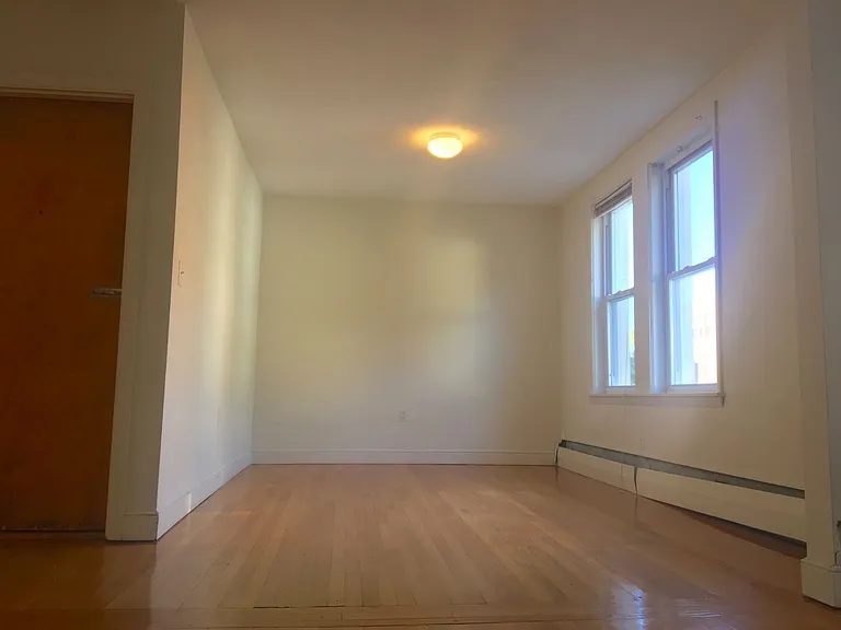 304 Tappan St #D1 — Photo 23