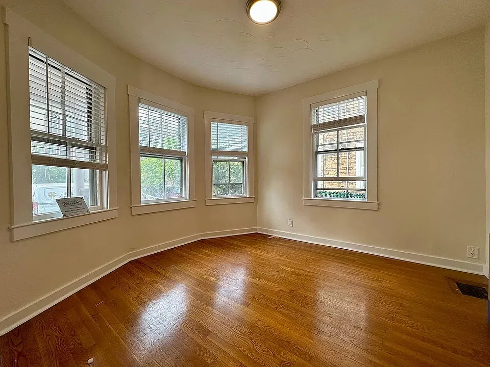20 Sawyer Ter