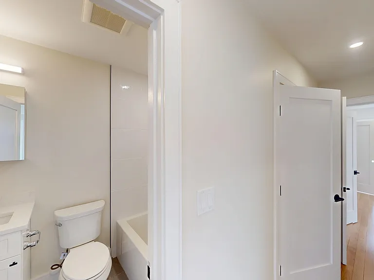 59 Gove St #3 — Photo 11