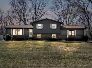 1876 Buckeye St NW, Mogadore, OH