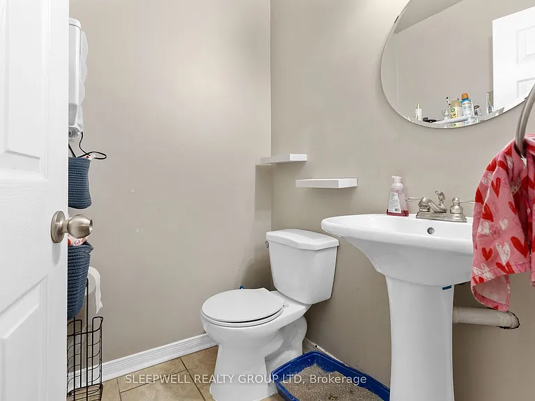 55 Alberni St — Photo 15