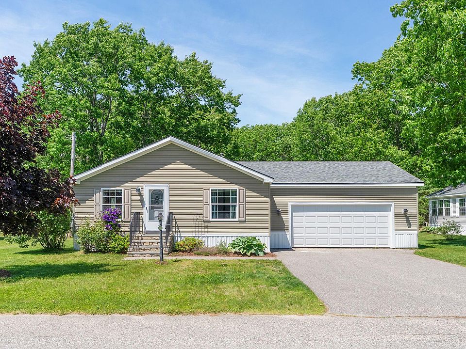 1st image of 12 Fieldstone Drive