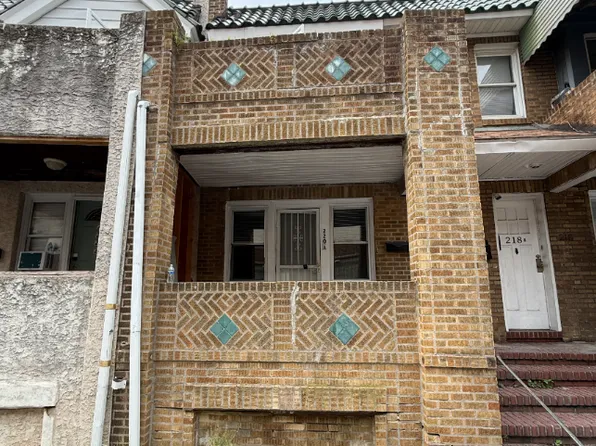 2 bed, 1.0 bath, 520 sqft, $1,300, 218 Court Ave #A, Upper Darby, PA 19082