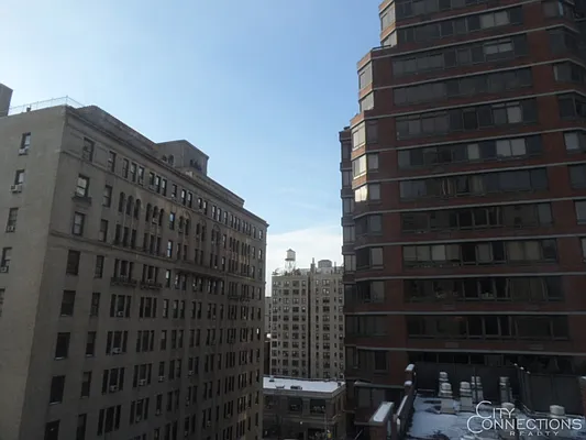 Rented by City Connections Realty | media 17