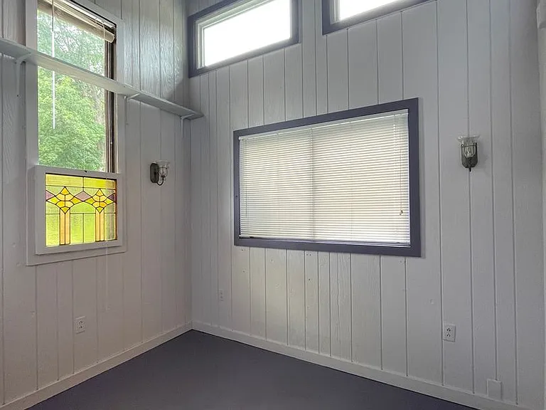 499 Littleton St — Photo 19