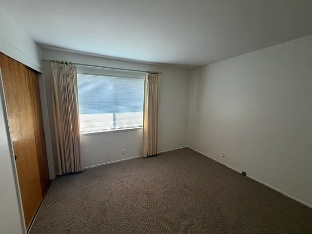 460 Mariposa Dr — Photo 10