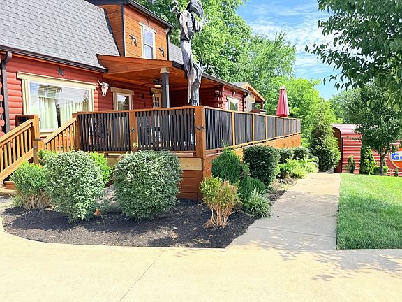 3rd image of 3021 Nicole Rd