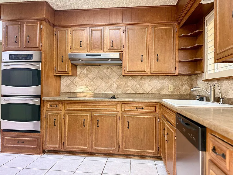 2213 Culver Dr — Photo 9