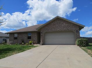 5803 N 13th Ave, Ozark, MO 65721