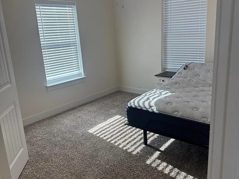 5706 Melody Ln #3 — Photo 10