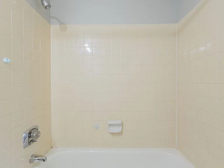 932 S Dearborn Way #18 — Photo 17
